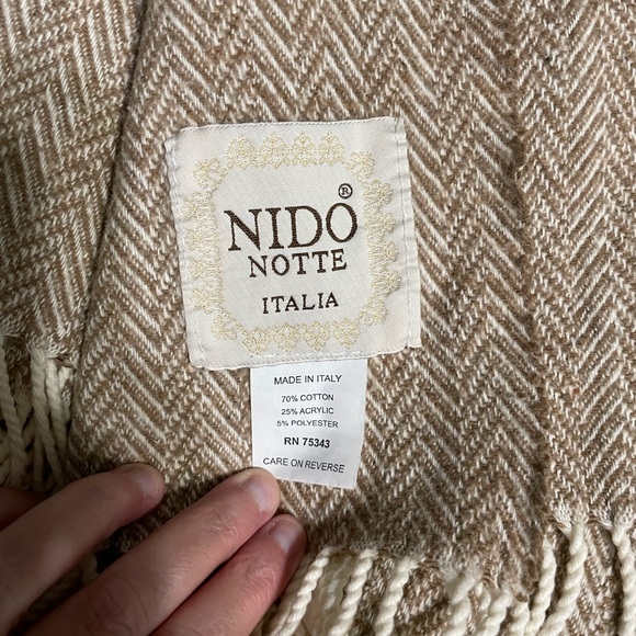 Nido Notte Italia Other - Nido Notte Italia Tan Herringbone Woven Cotton Oversized Scarf Throw Blanket